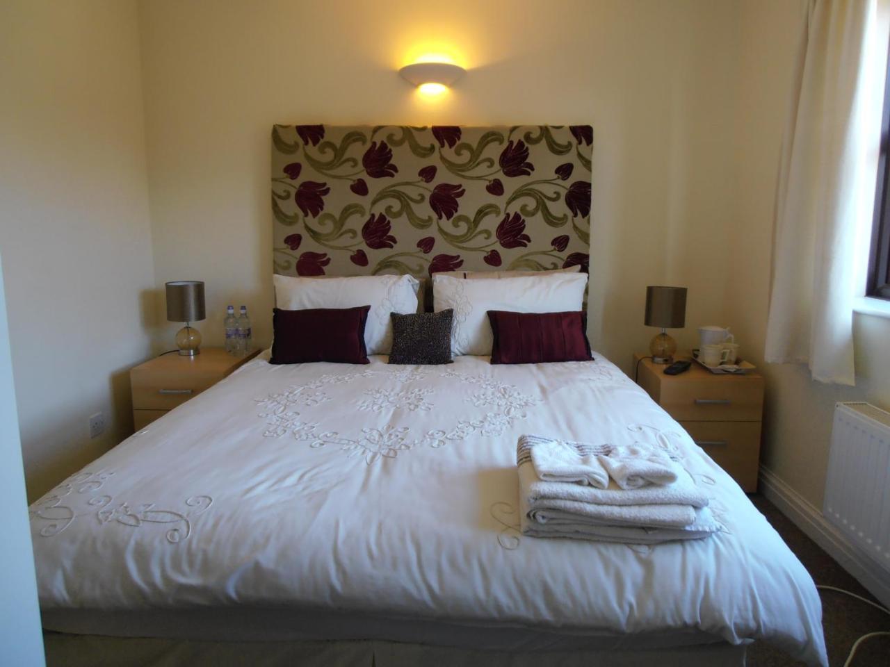 Castle View Rooms Castle Hedingham ภายนอก รูปภาพ